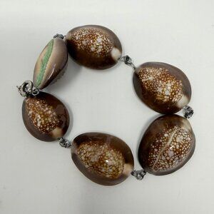 Vintage Brown Speckled Cowrie Shell Bracelet Jewelry